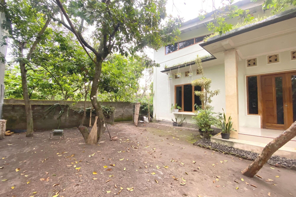 Hotel O Kebun Manis Homestay Near Lapangan Bola Volly Batu Kumbung