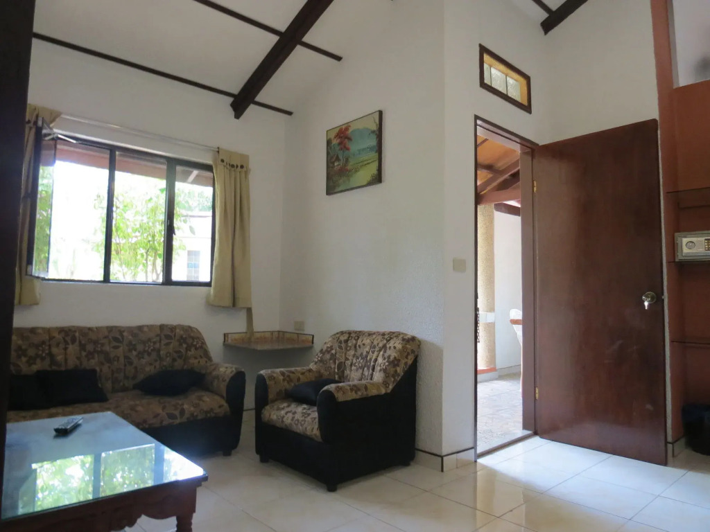 ALONALAND RESORT