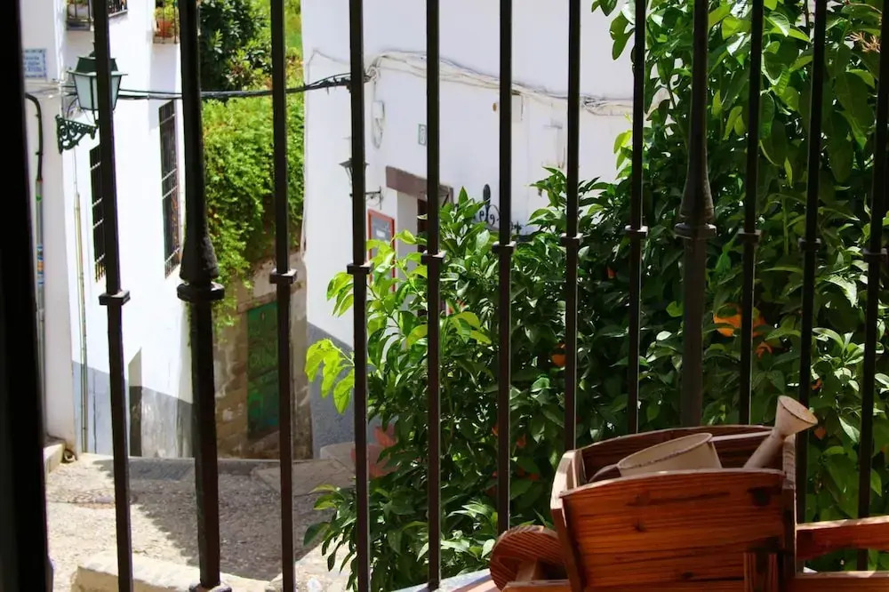 Apartment with One Bedroom in Granada, with Wonderful City View, Balcony And Wifi - 50 Km From the Slopes
