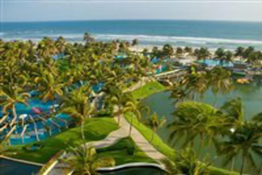 Grand Ocean Breeze Acapulco