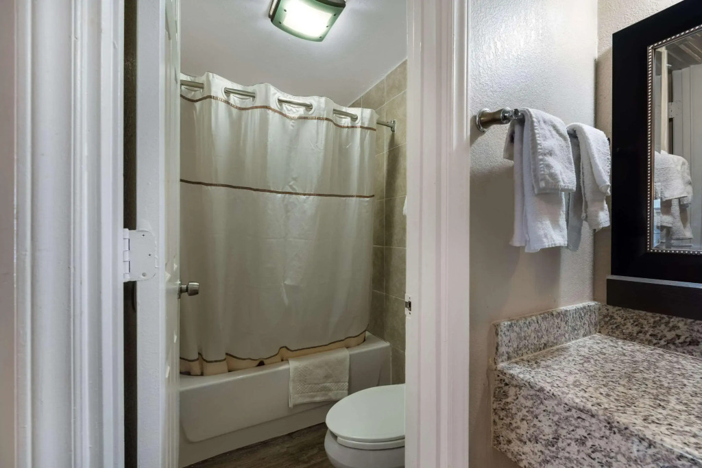 Rodeway Inn Charlotte Airport Area