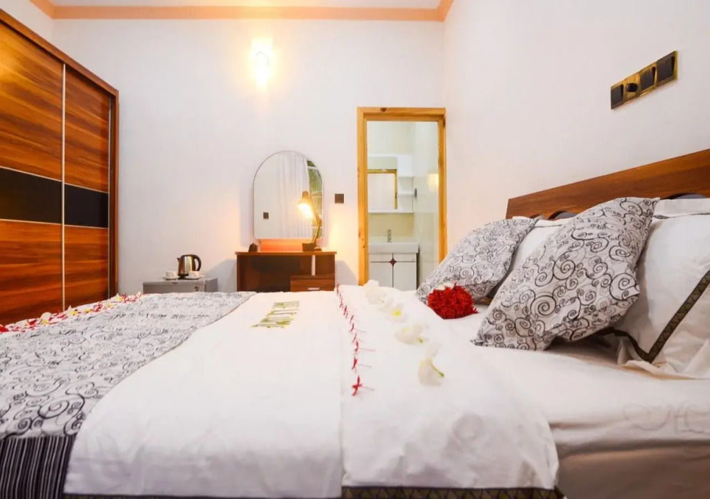 Ukulhas Breeze Inn