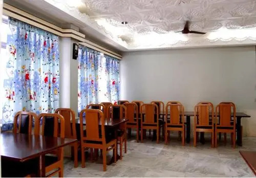 Vandana Hotel