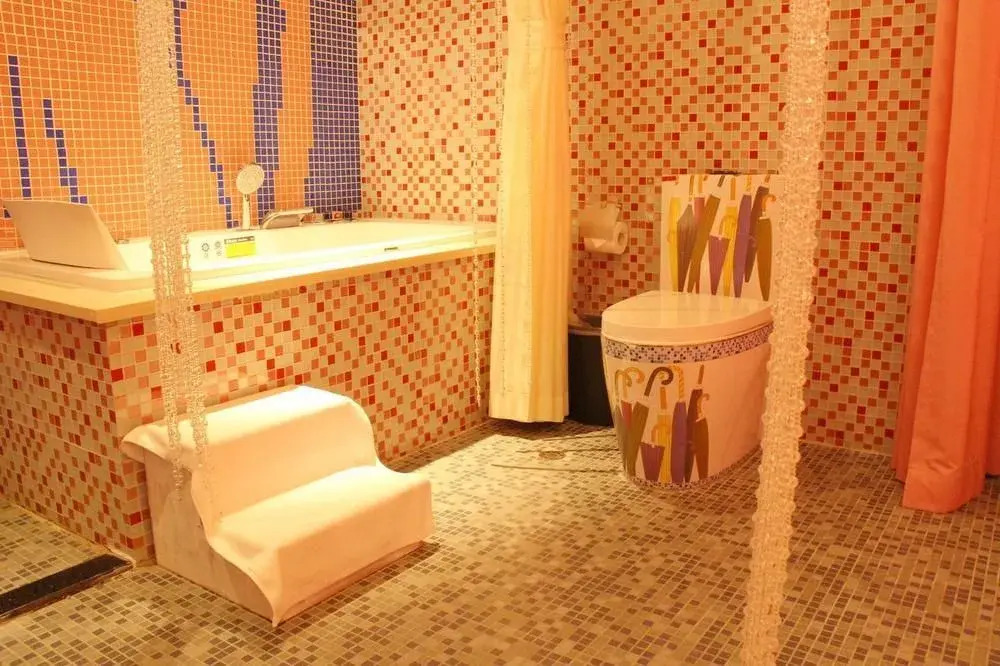 Ainors Hotel