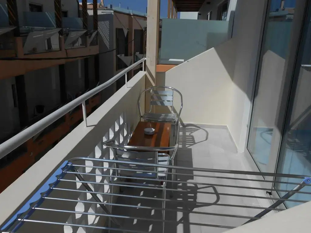 Aristo Apartments