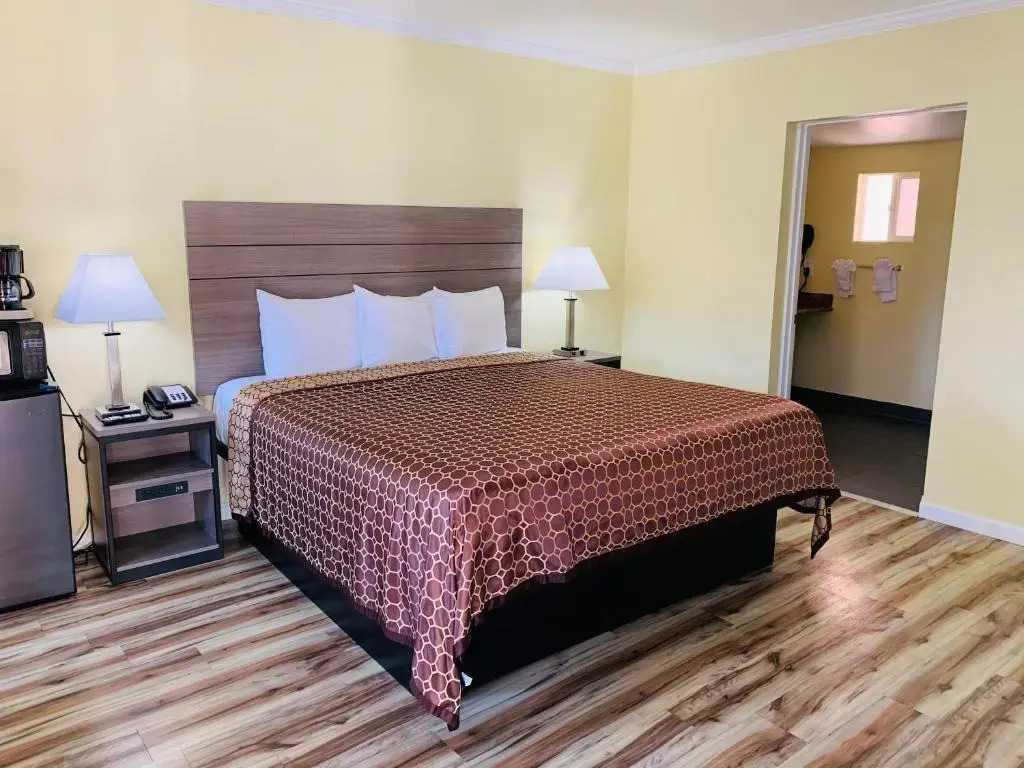 Central Coast Inn