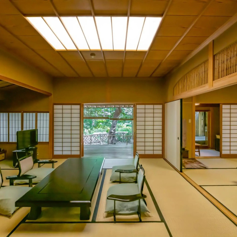 Tokiwa Hotel