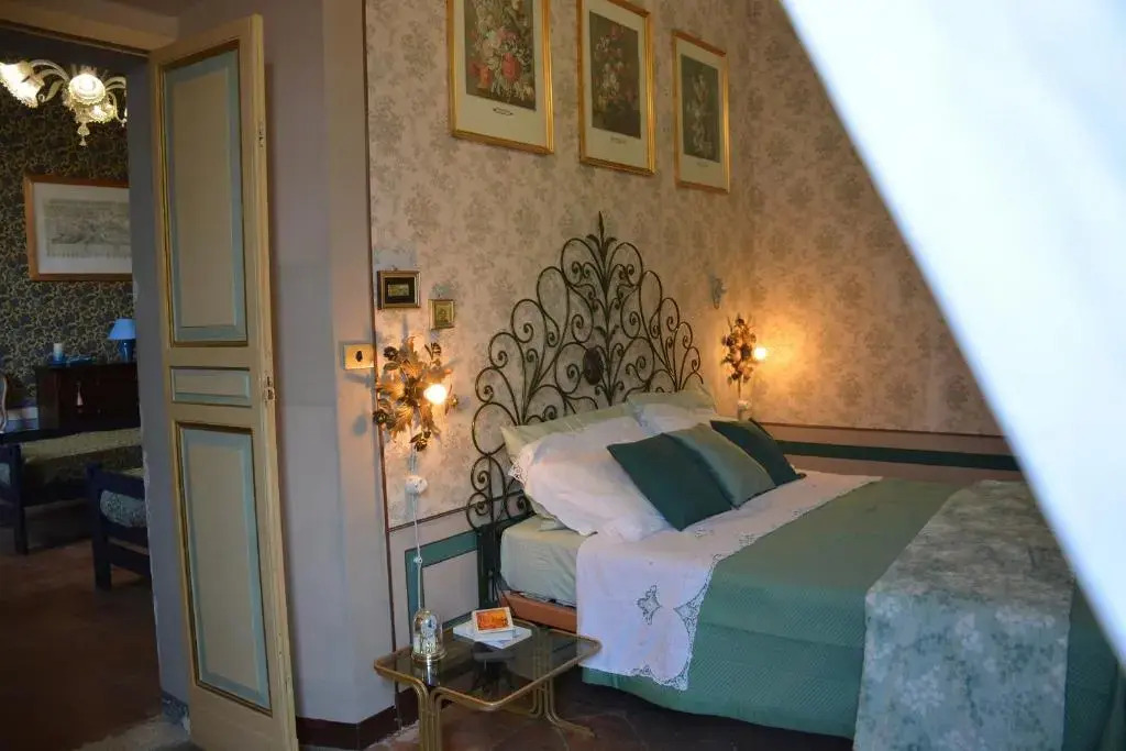 Scappo In Umbria, La Casa Del Duomo