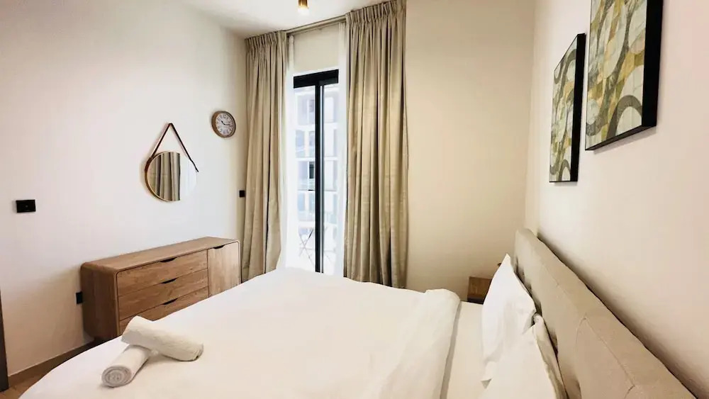 OYO 1287 Home Fully Furnished 1Bed At JVC