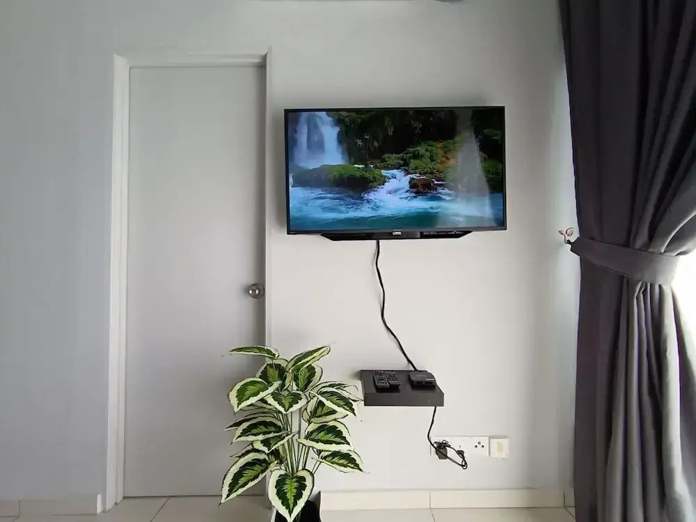 The Horizon Ipoh Dual L12 by Grab A Stay