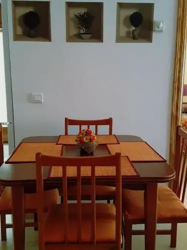 Apartamentos Alcañiz, Blanca