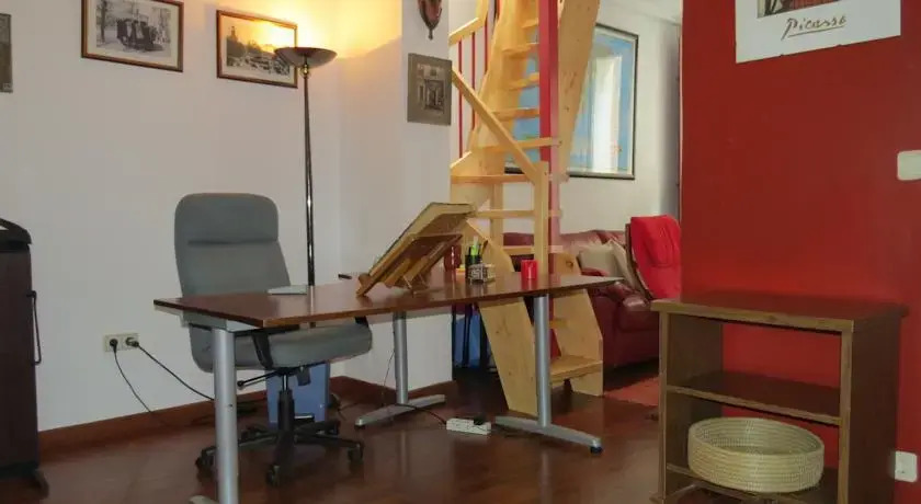 Cozy Central Apartment