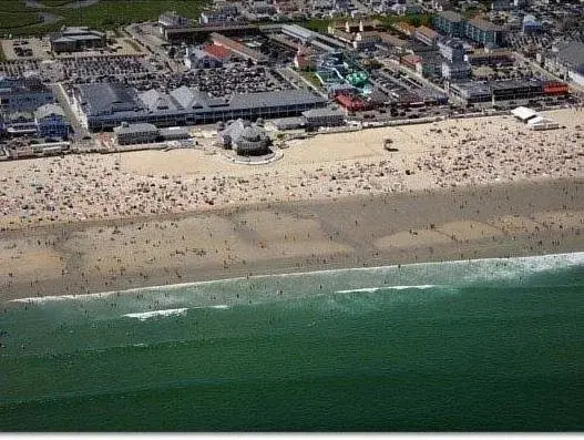 Tides Motel - Hampton Beach