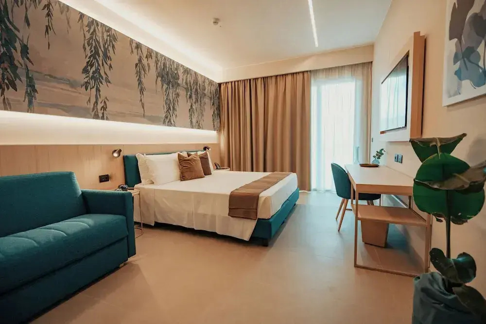Lumia Hotel