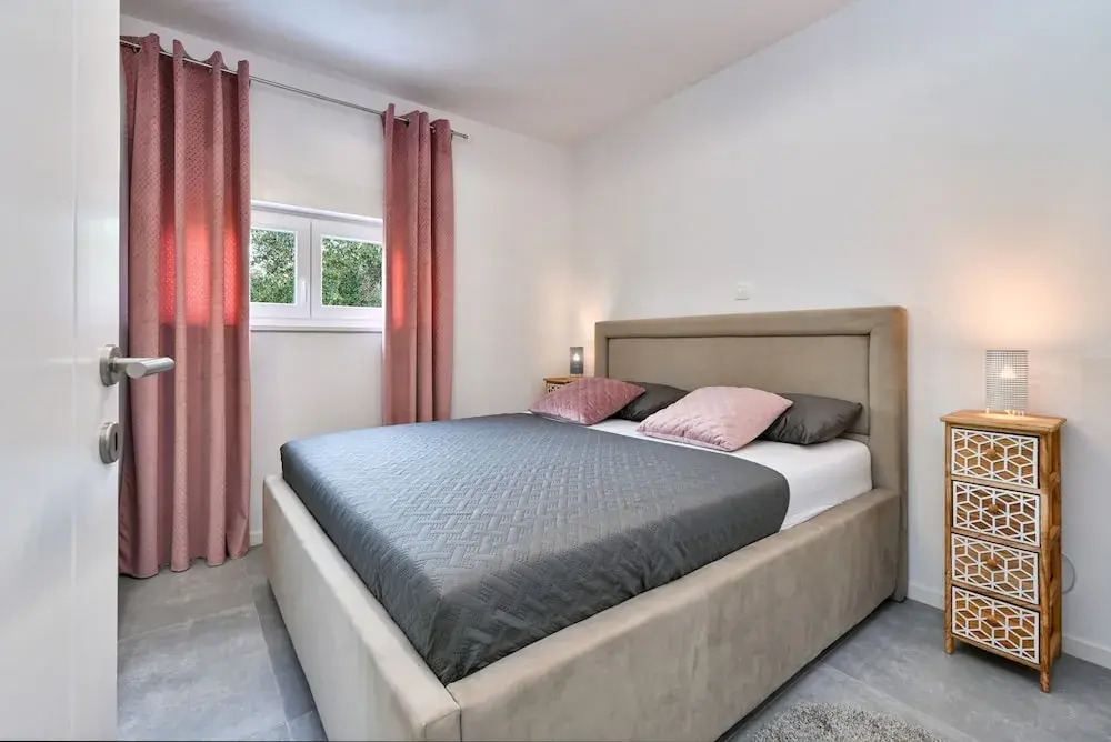 Imperial Apartment with Private Pool