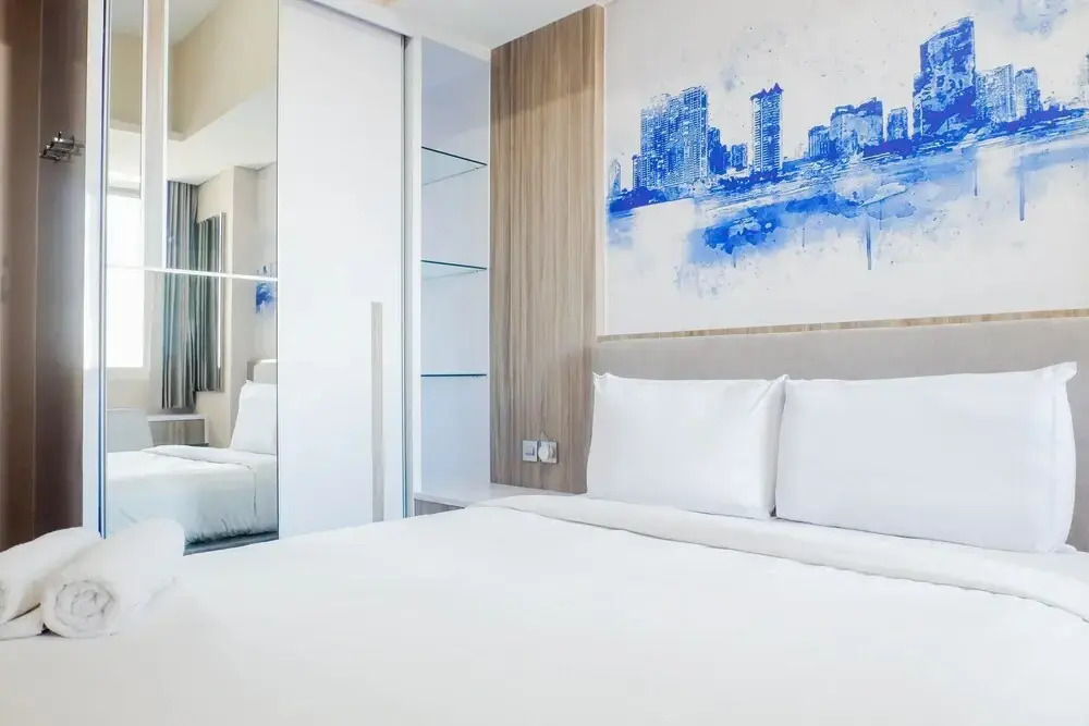 Strategic 2Br Apartment Connected to Marvell City Mall at The Linden
