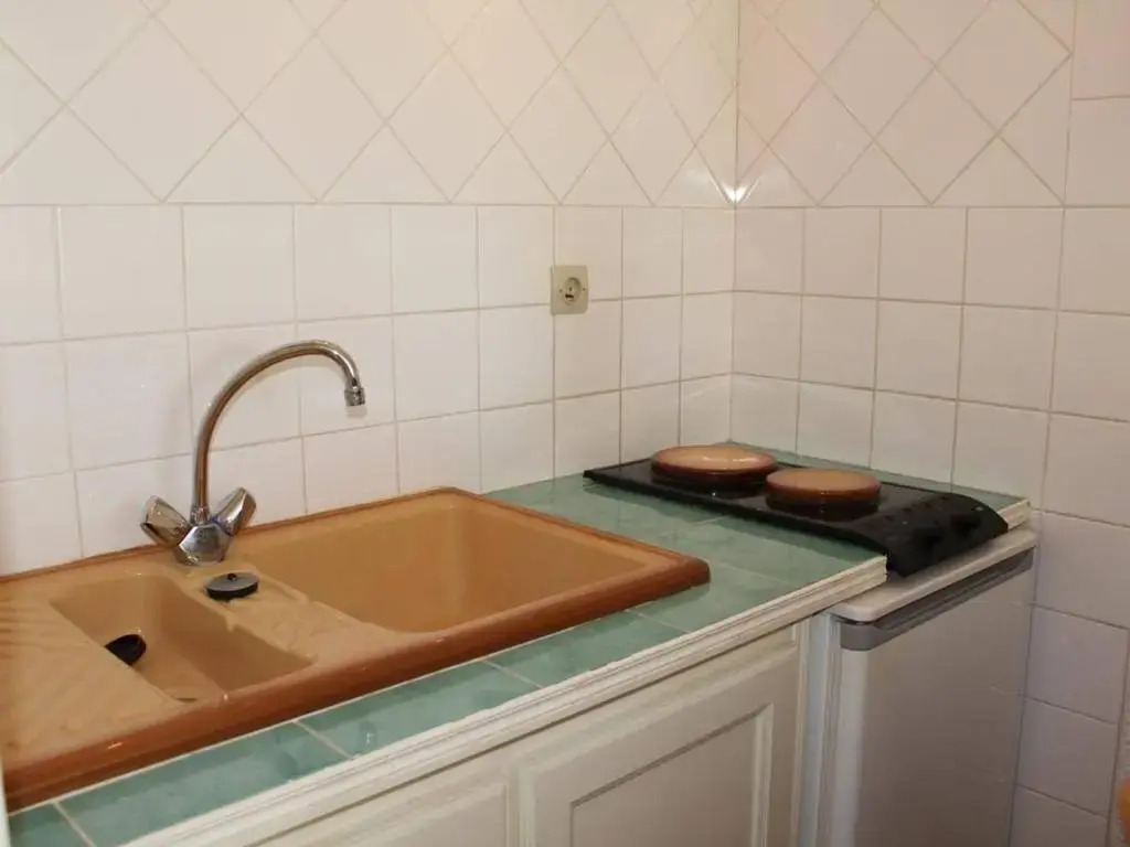Appartement Gruissan, 1 pièce, 4 personnes - FR-1-229-71
