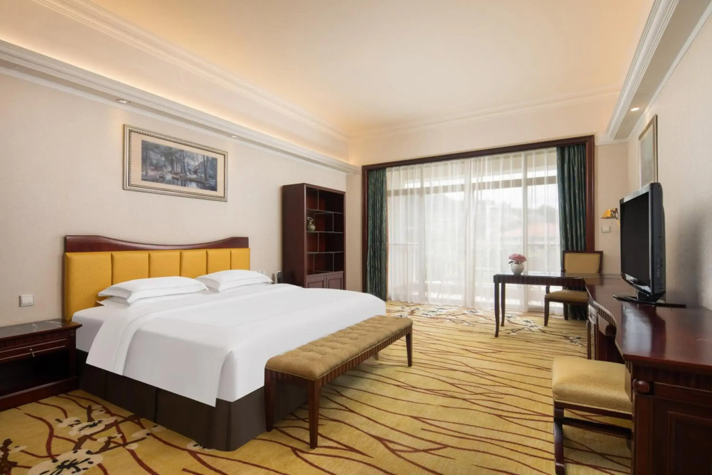 Guangzhou Phoenix City Hotel
