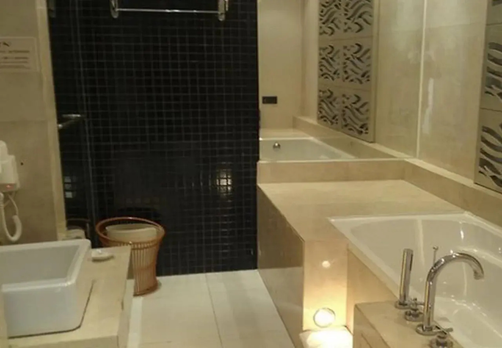 Ginza Business Hotel - Dongguan