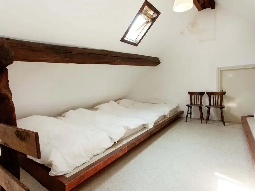 Vintage Farmhouse in Bemelen with Forest near