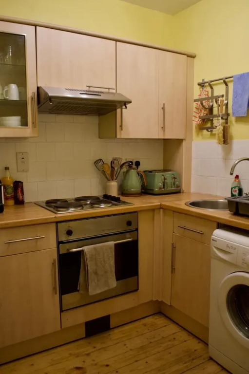 Bright 1 Bedroom Apartment At The Shore