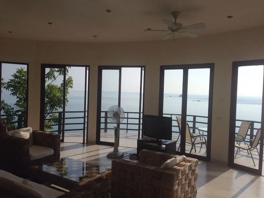 Sunrise Villas Koh Samui- enjoy your Holiday