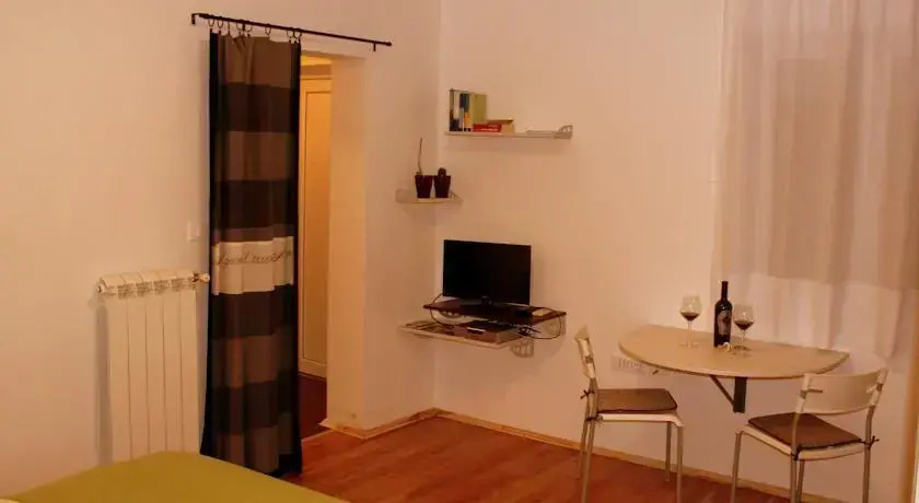 Apartment Studio Fuart