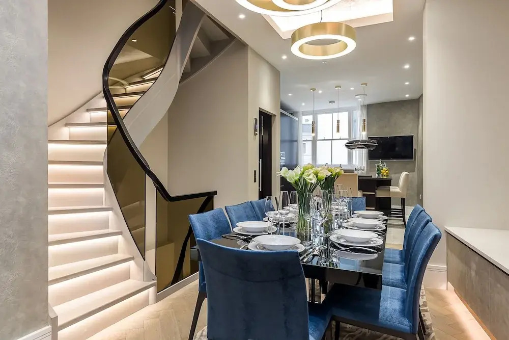 Incredible 6 Storey 4 bed Luxury House in St James