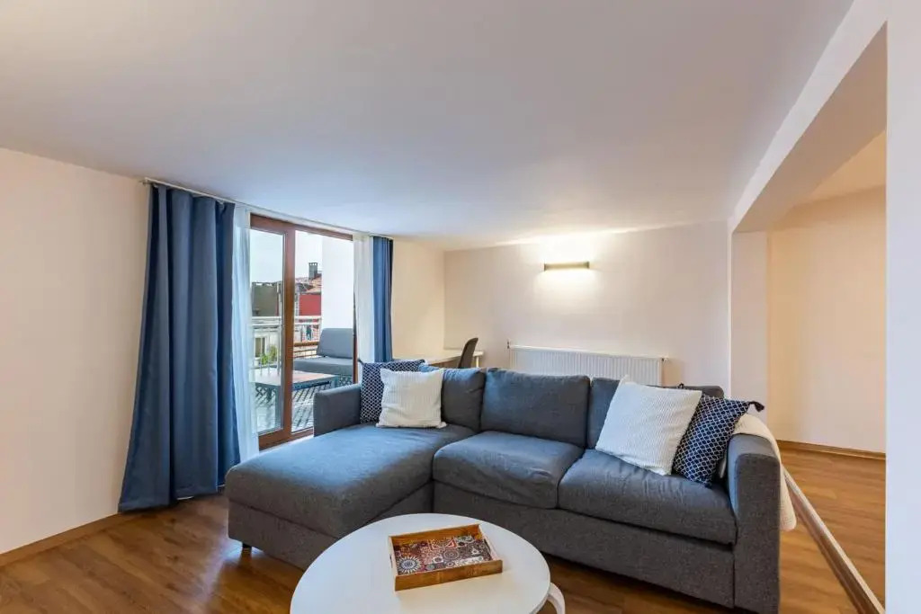 Central Flat With Lovely Terrace in Ferikoy Sisli
