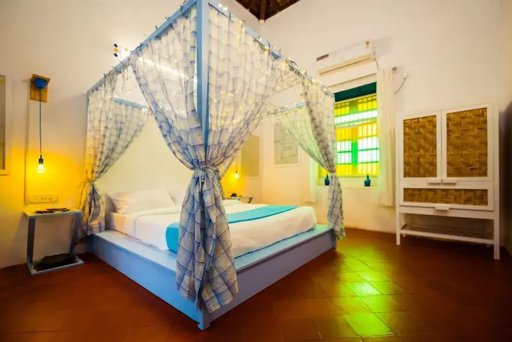 OYO 10868 Home Villa Calangute Beach