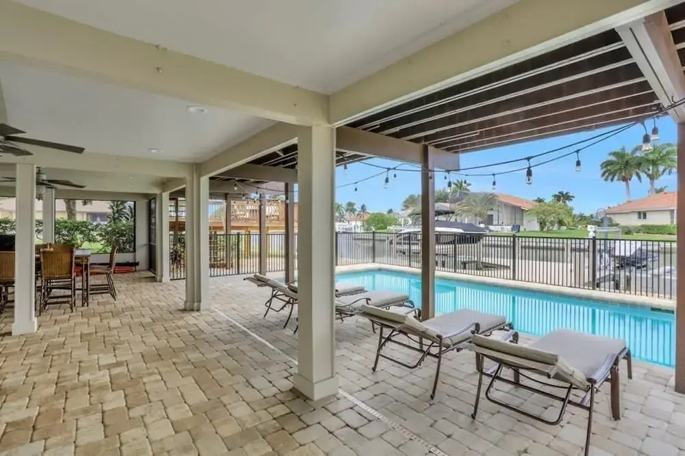 Ct. 1672 Marco Island Vacation Rentals 3 Bedroom Home