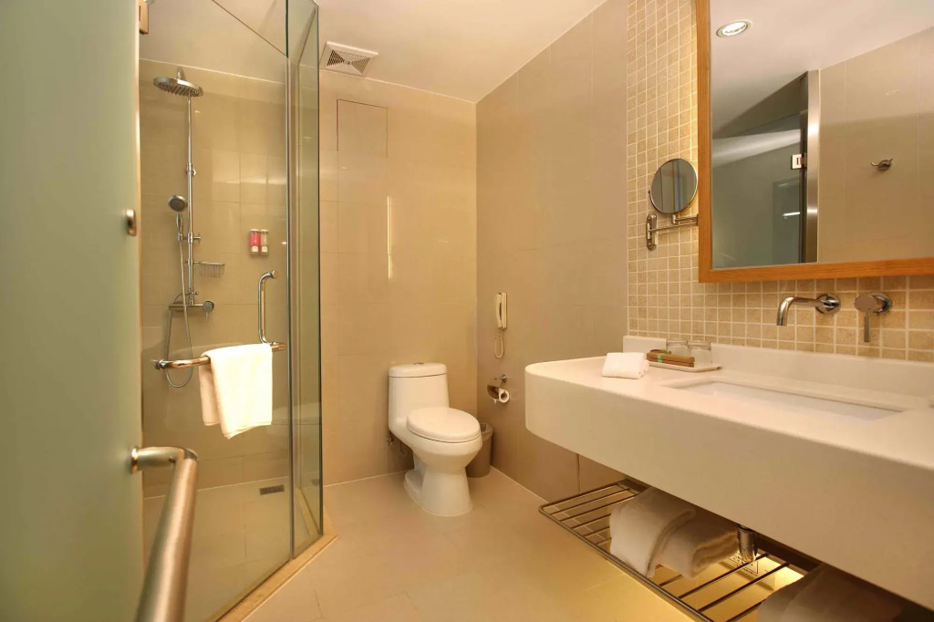 Lotel