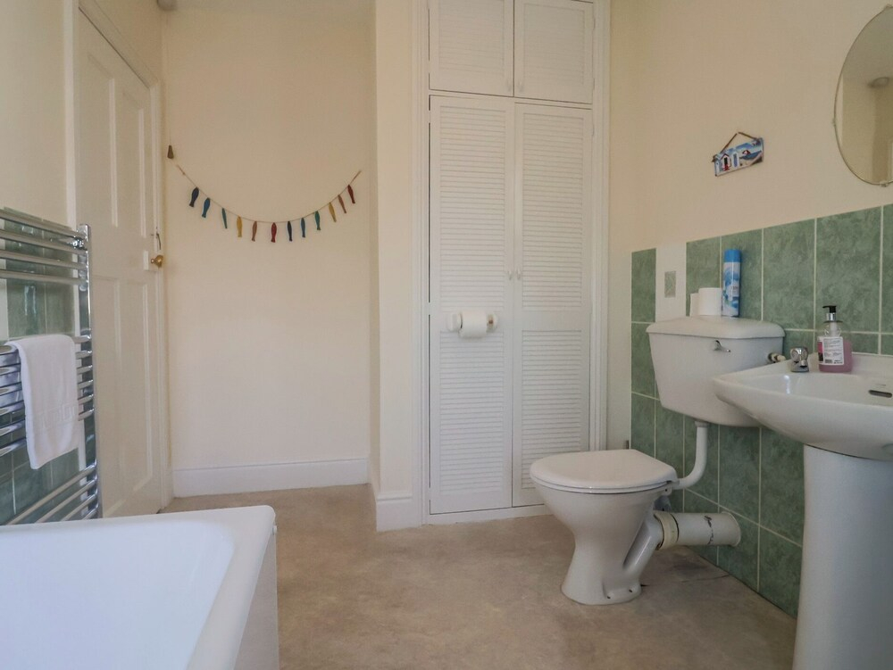 Greystones Flat