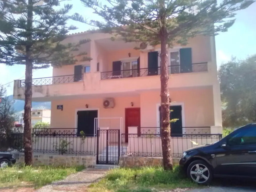 Marilena Apartments Plataria