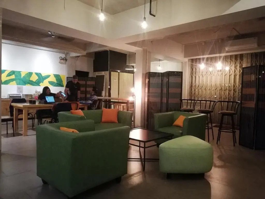 Pinxs Hostel Gunung Sahari