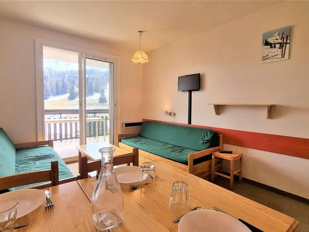 Appartement Le Dévoluy, 2 pièces, 5 personnes - FR-1-525-211