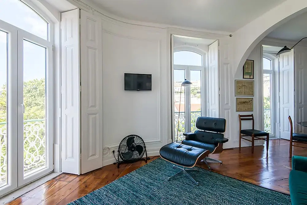 Renovated Charming Apartment with view in Santos