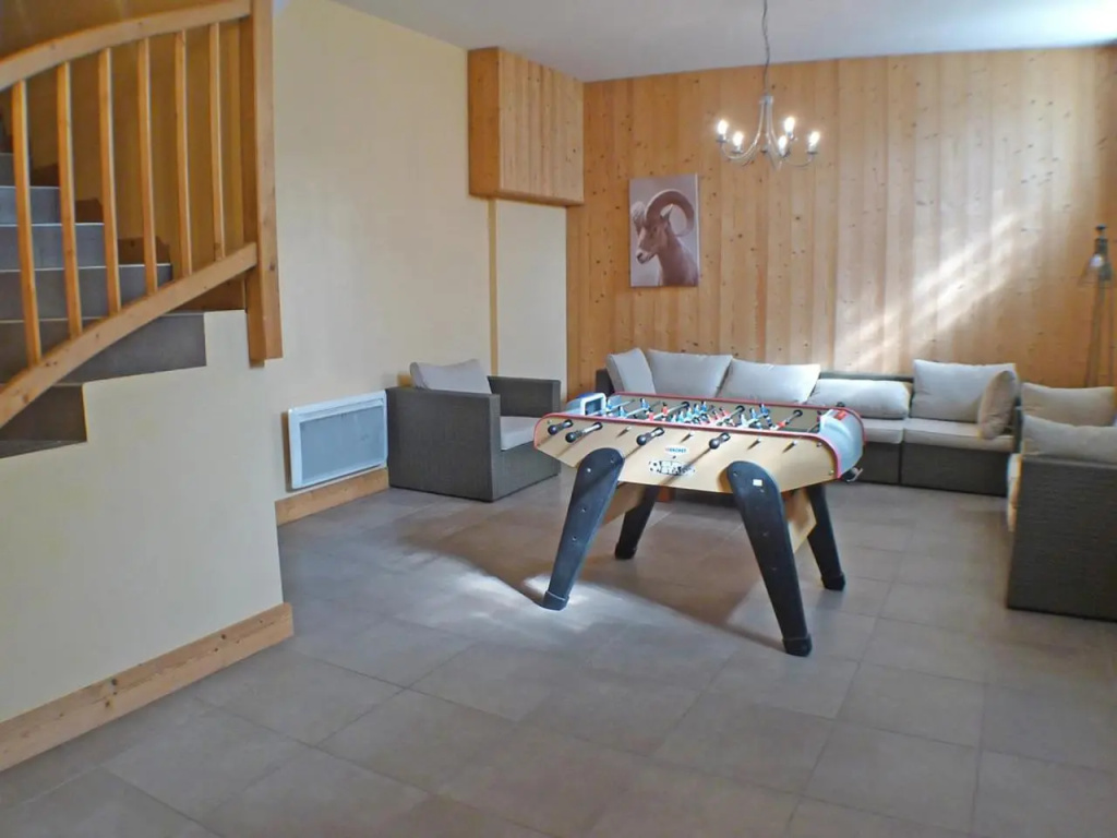 Chalet spacieux 12 pers, animaux admis, parking, Wi-Fi - FR-1-629-1