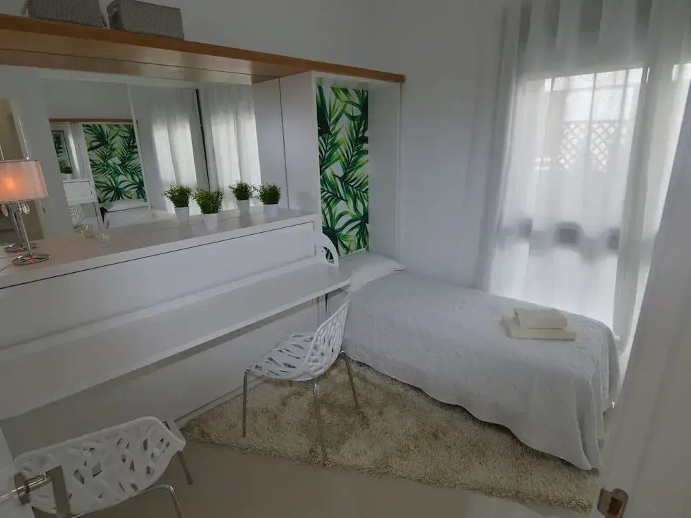 Villa with Garden & Roof Deck