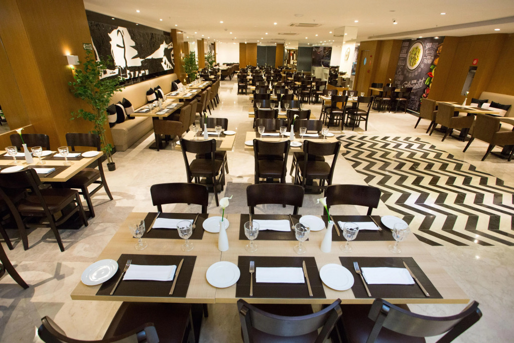 Royal Regency Palace Hotel