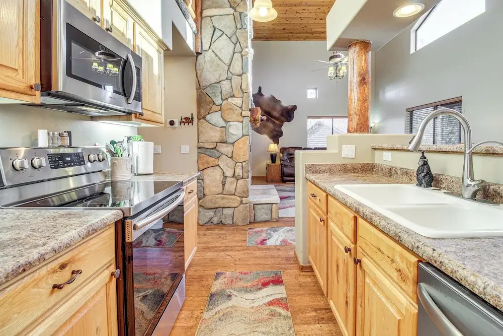 Close to Golf & Hiking: Show Low Family Cabin