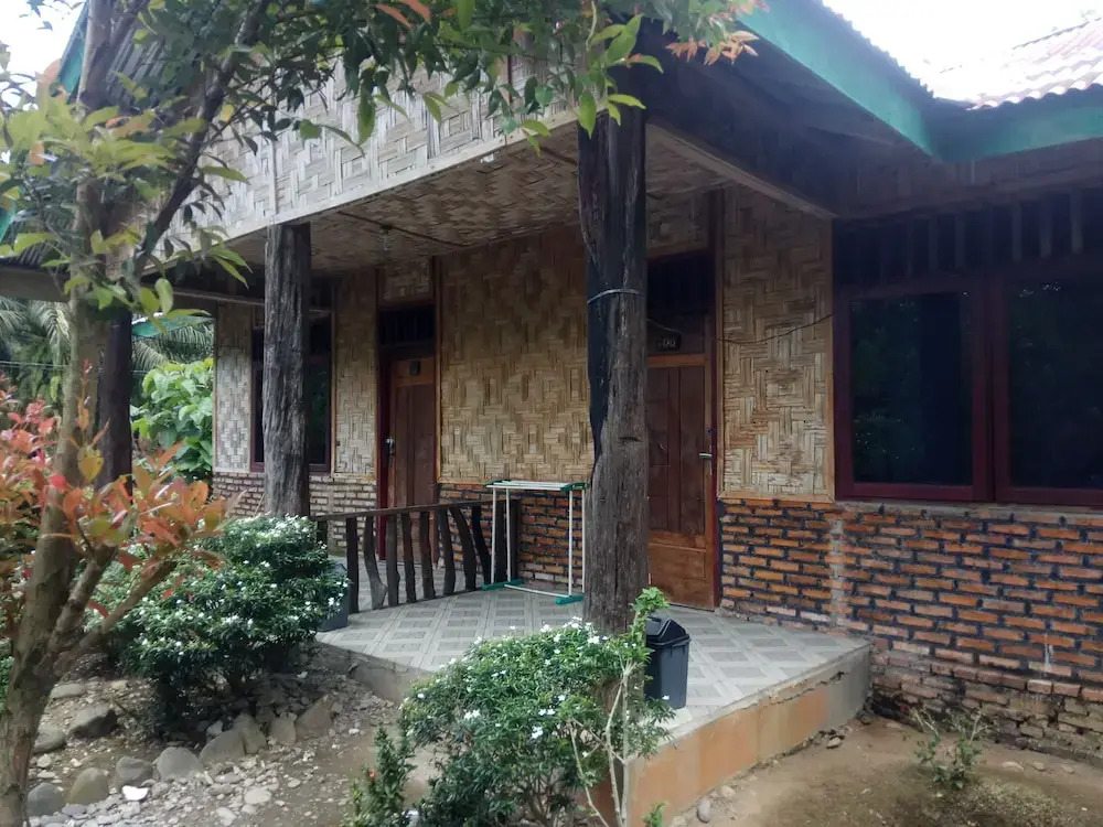 Tangkahan Inn