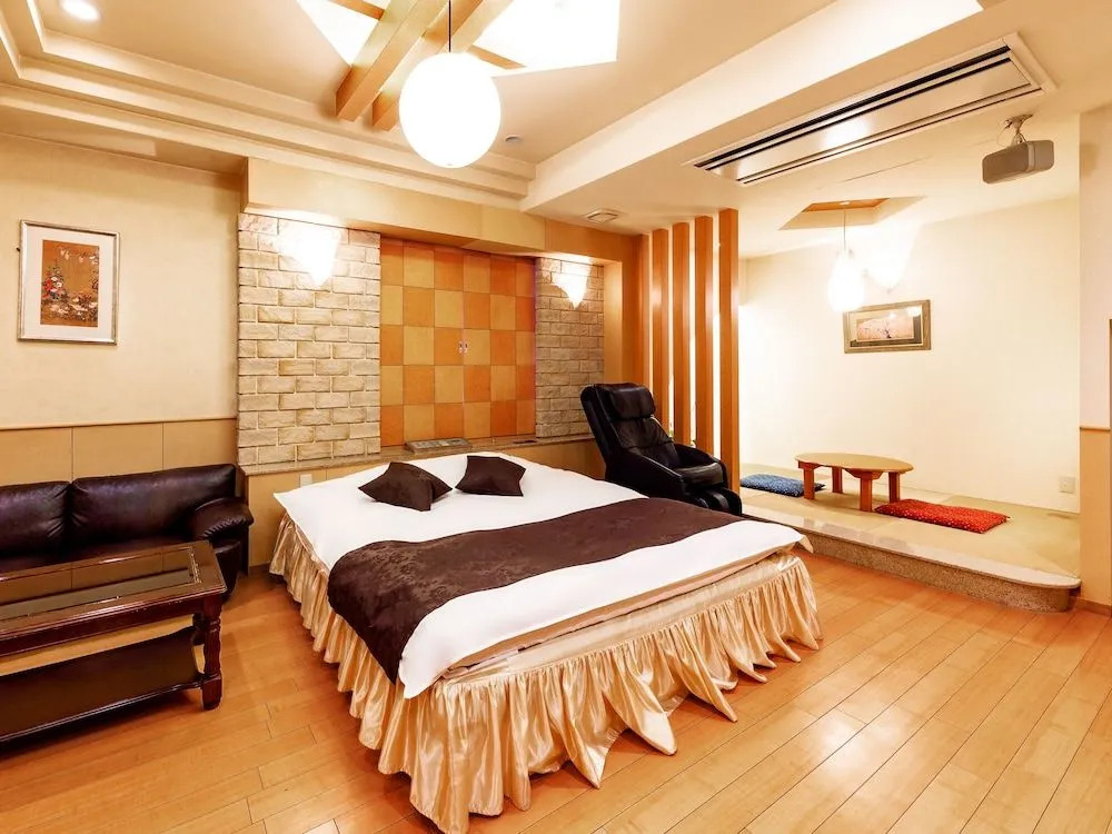 Hotel Mine
