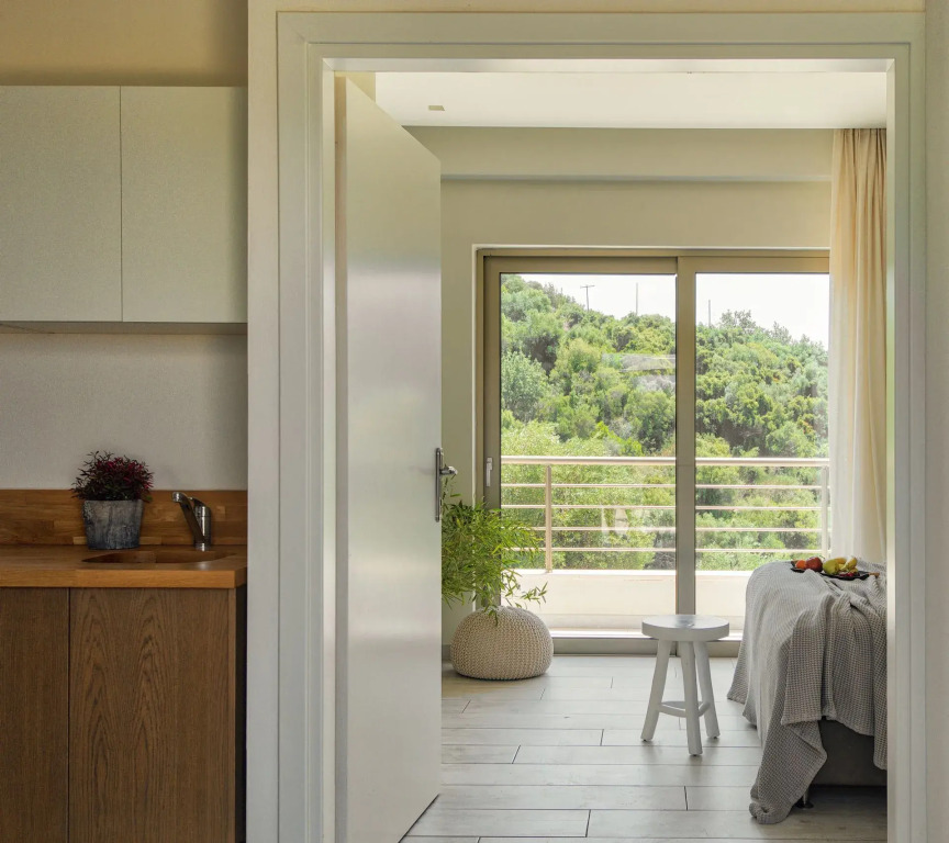 Prima Vista Beachfront Boutique Hotel