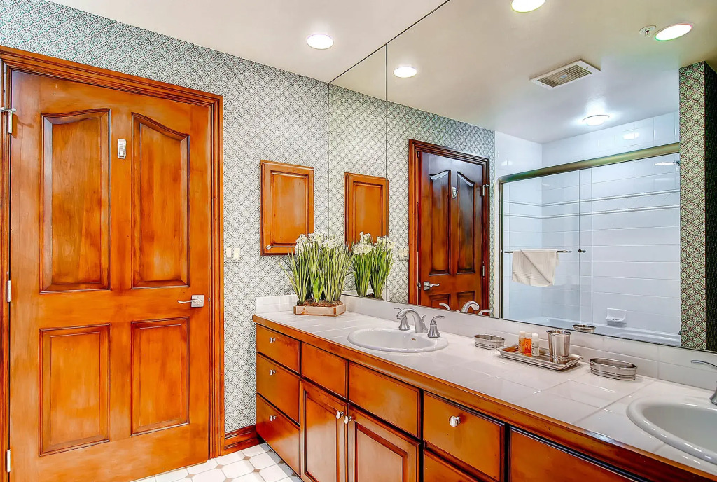Oxford Court by East West Hospitality