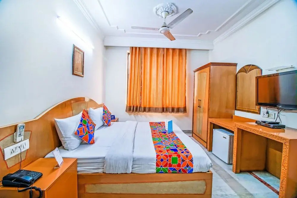 OYO 8505 Hotel Ashu Palace
