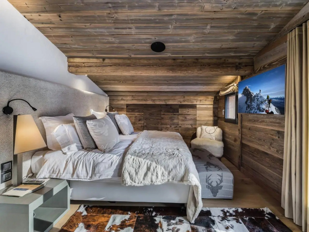 Chalet de luxe avec jacuzzi, salle cinéma et piscine au centre de Megève - FR-1-569-10