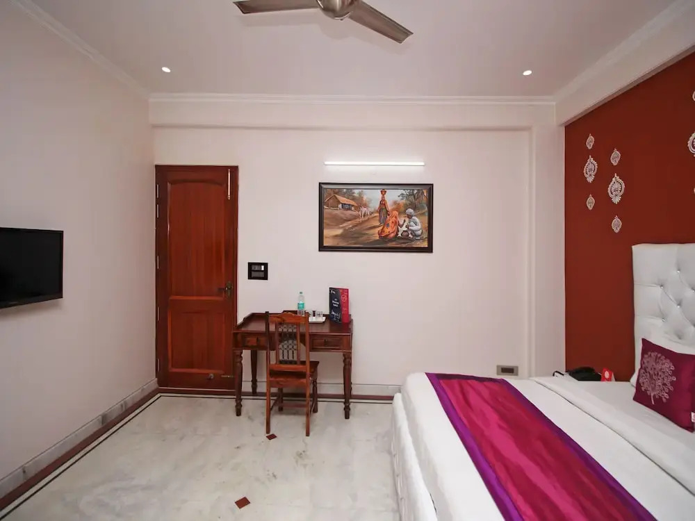OYO 8430 Absin Hospitality
