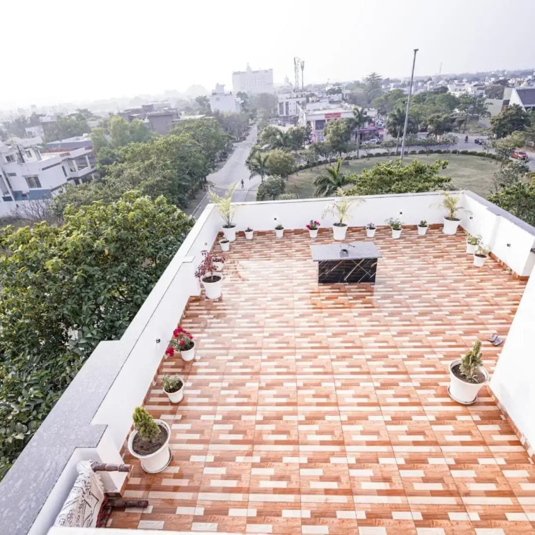 Staeg Penthouse 2Bhk