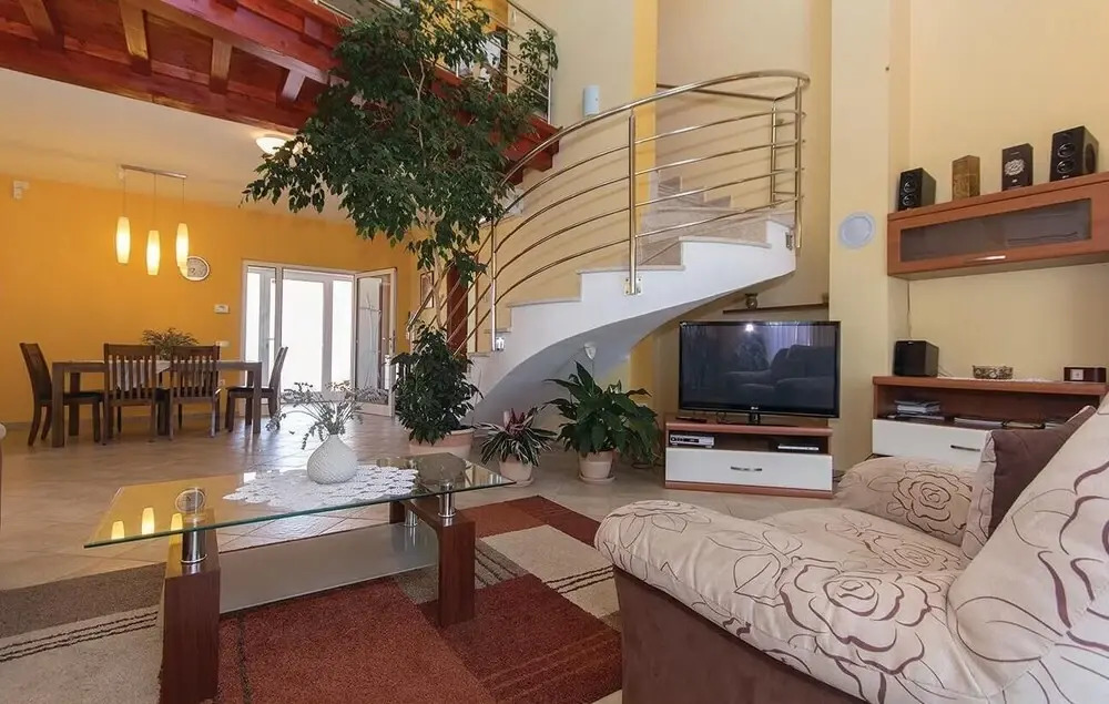 Amazing Home in Pula With Wifi and 3 Bedrooms